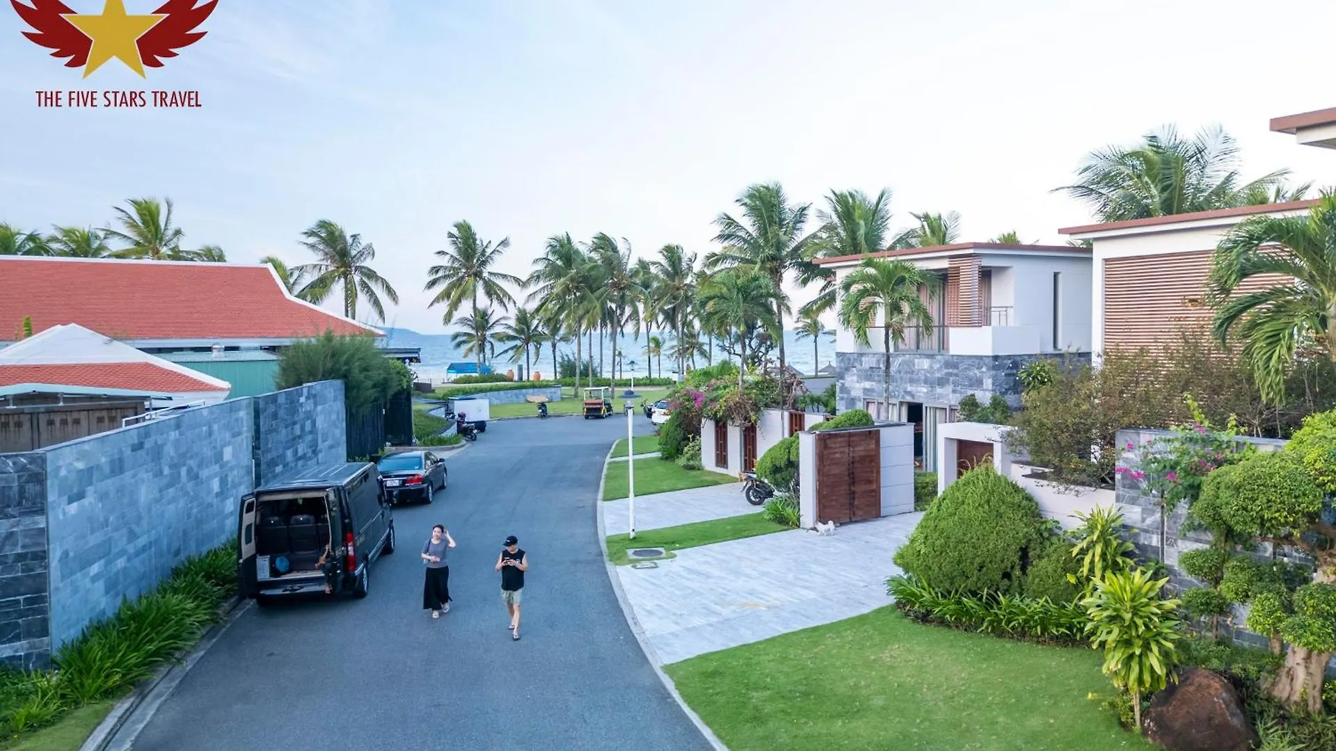 Villa 6 Bedrooms Luxury & Beachfront Da Nang Vietnam