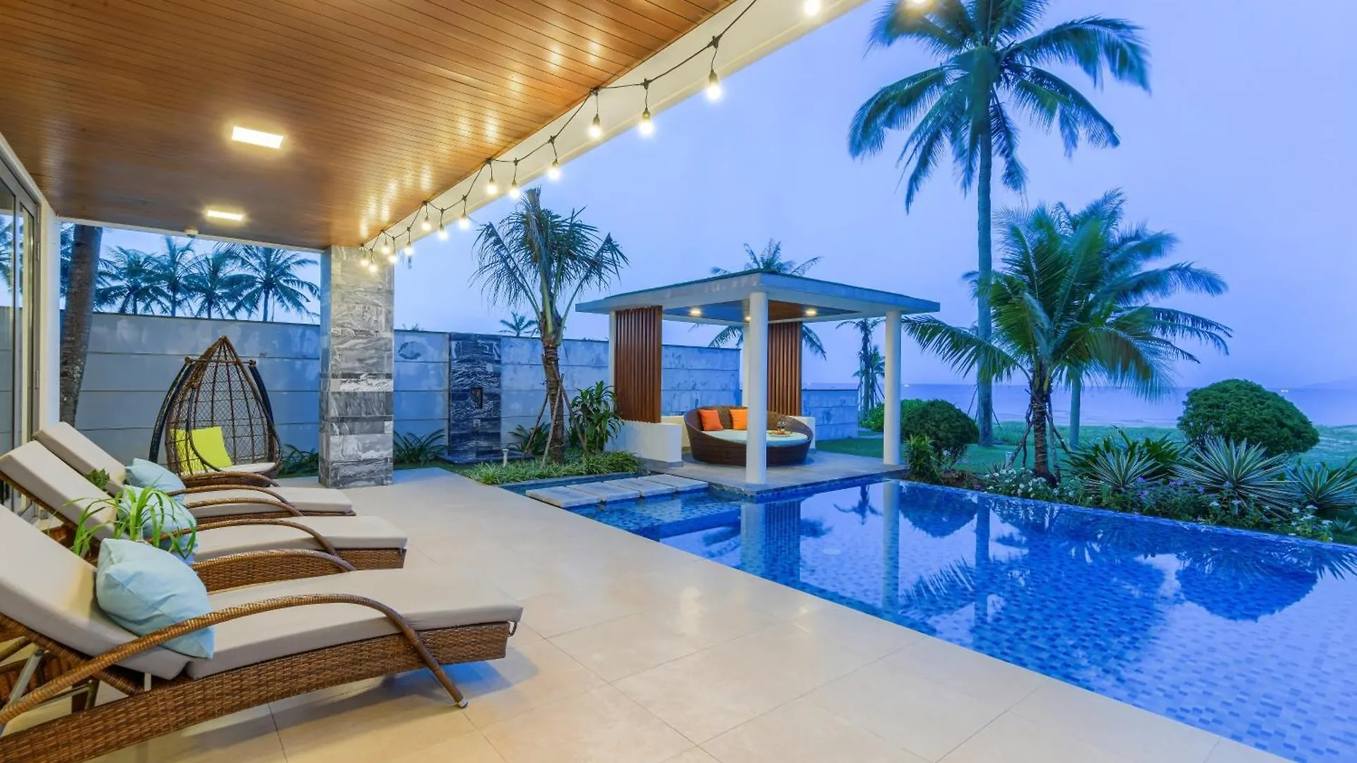 Villa 6 Bedrooms Luxury & Beachfront Da Nang 0*,  Vietnam